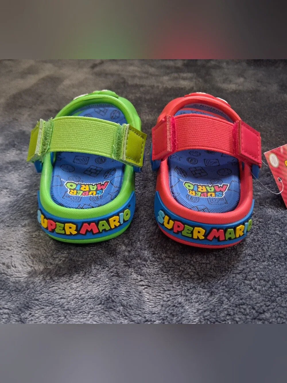 NWT Ground Up Super Mario Mario Luigi Slide Sandals Red/Green Kids Size:5/6